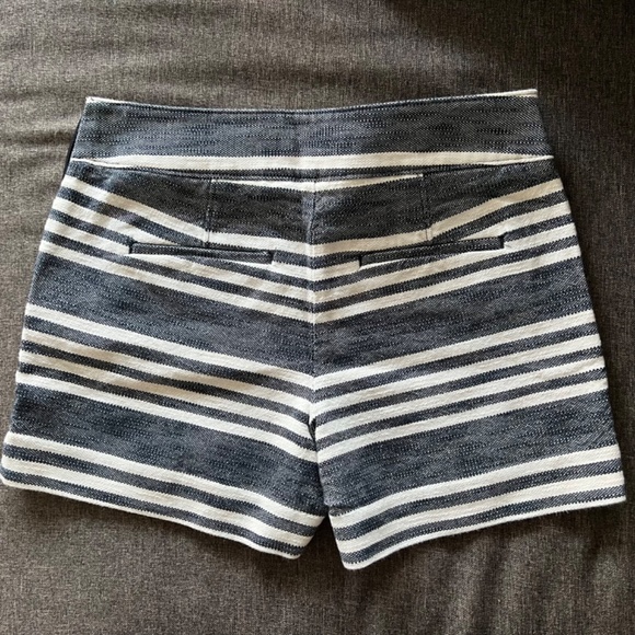 Loft Riviera Shorts - Picture 6 of 6